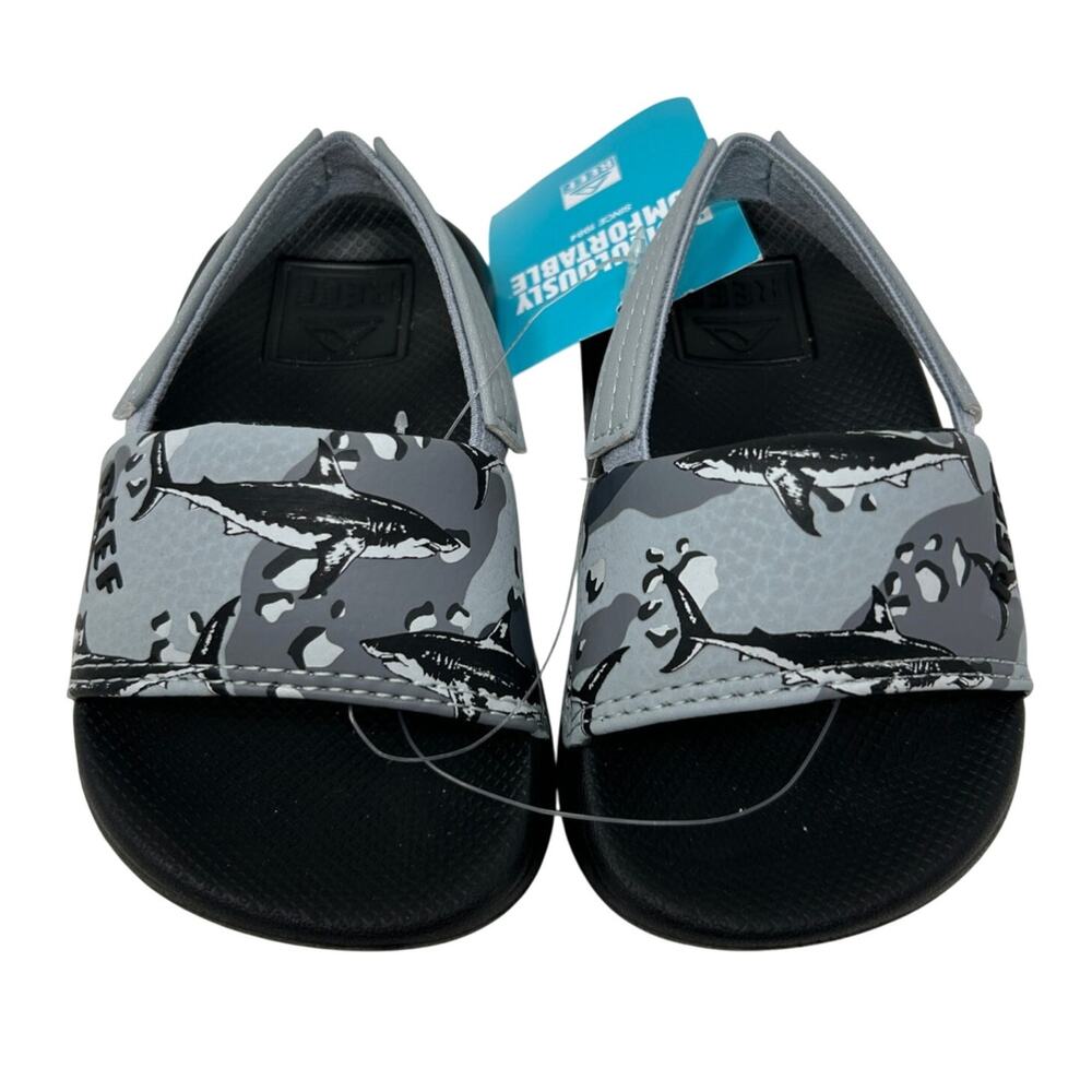 Reef Little One Slide Gray Camo Shark Sandals Size 5 NWT